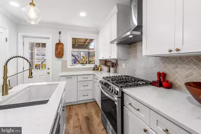 524 S Kenwood Avenue, Baltimore, MD 21224 - Photo 12