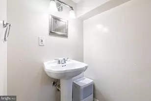 607 S Streeper St, Baltimore, MD 21224 - Photo 18