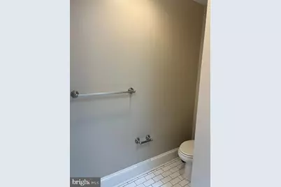 411 E Lafayette Avenue E, Baltimore, MD 21202 - Photo 32
