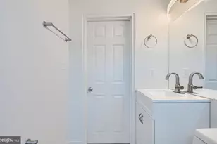 4558 Finney Ave, Baltimore, MD 21215 - Photo 12