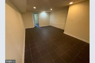 402 E 28th Street E, Baltimore, MD 21218 - Photo 12