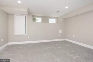 1016 W Fayette St, Baltimore, MD 21223 - Photo 26