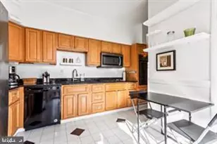2 Hamlet Hill Rd, Baltimore, MD 21210 - Photo 6
