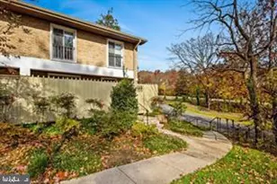2 Hamlet Hill Rd, Baltimore, MD 21210 - Photo 2