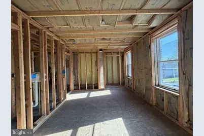 121 N Hilton Street, Baltimore, MD 21229 - Photo 12