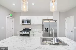 1702 E 32nd St, Baltimore, MD 21218 - Photo 12