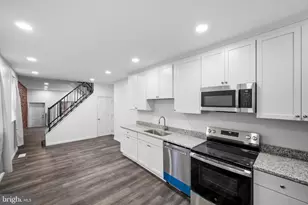 2011 N Pulaski St, Baltimore, MD 21217 - Photo 6