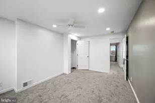 2011 N Pulaski St, Baltimore, MD 21217 - Photo 12