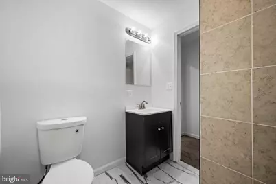 2011 N Pulaski Street, Baltimore, MD 21217 - Photo 16