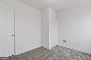 2415 E Madison St, Baltimore, MD 21205 - Photo 16