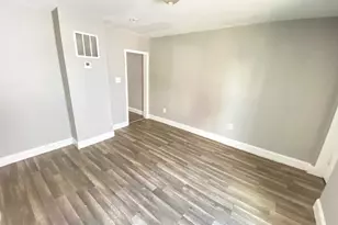 107 S Dean St, Baltimore, MD 21224 - Photo 6