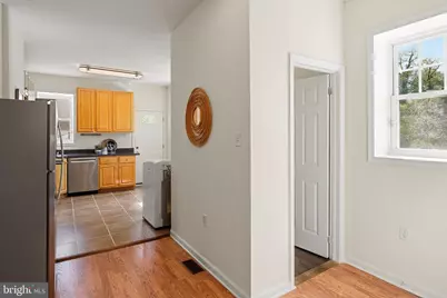 459 W 24th Street, Baltimore, MD 21211 - Photo 12
