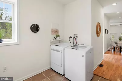 459 W 24th Street, Baltimore, MD 21211 - Photo 8