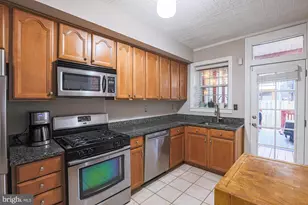 1010 S Bouldin St, Baltimore, MD 21224 - Photo 12