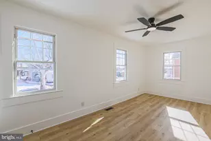3916 W Strathmore Ave, Baltimore, MD 21215 - Photo 36