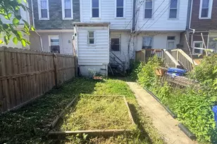 604 E 35th Street E, Baltimore, MD 21218 - Photo 24