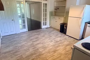 604 E 35th Street E, Baltimore, MD 21218 - Photo 10