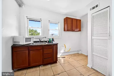1725 Gwynns Falls Parkway, Baltimore, MD 21217 - Photo 38
