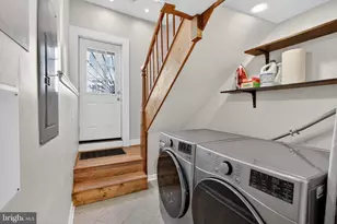 18 S Washington St, Baltimore, MD 21231 - Photo 44