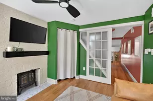 18 S Washington St, Baltimore, MD 21231 - Photo 30