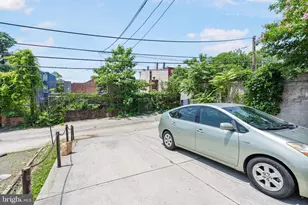 2304 Eutaw Pl, Baltimore, MD 21217 - Photo 60