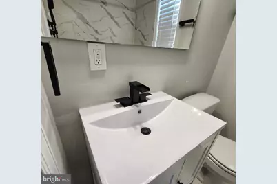 4135 The Alameda, Baltimore, MD 21218 - Photo 8