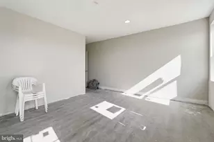 1328 N Carey St, Baltimore, MD 21217 - Photo 6