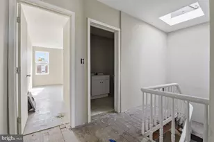 1328 N Carey St, Baltimore, MD 21217 - Photo 8