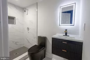 2115 N Longwood St, Baltimore, MD 21216 - Photo 20