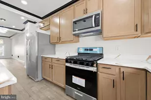 2625 E Madison St, Baltimore, MD 21205 - Photo 10