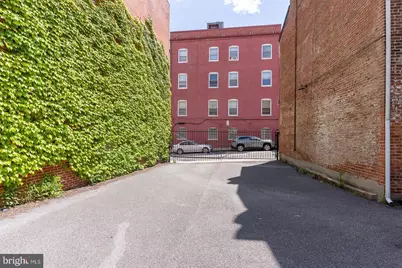 10 E Hamilton Street E, Baltimore, MD 21202 - Photo 4