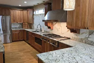 782 W Hamburg St, Baltimore, MD 21230 - Photo 8