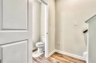 4320 Roland Heights Ave, Baltimore, MD 21211 - Photo 16