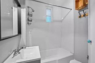 1427 Bolton St, Baltimore, MD 21217 - Photo 12
