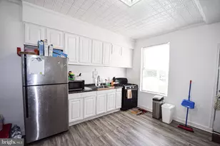 2565 W Baltimore St, Baltimore, MD 21223 - Photo 8