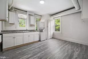 2218 Roslyn, Baltimore, MD 21216 - Photo 8