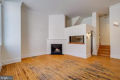 821 S Sharp Street S, Baltimore, MD 21230 - Photo 2