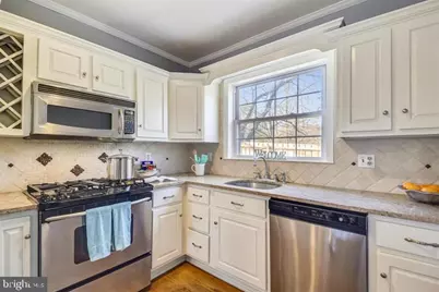 5806 Kenmore Road, Baltimore, MD 21210 - Photo 12