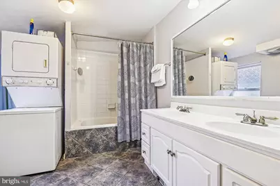 2050 Bank Street, Baltimore, MD 21231 - Photo 20