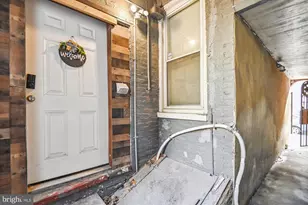 2050 Bank St, Baltimore, MD 21231 - Photo 30