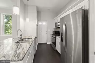 2424 Liberty Heights Ave, Baltimore, MD 21215 - Photo 12