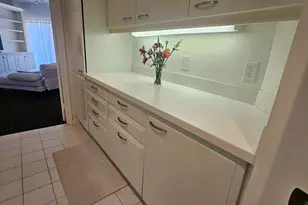3801 Canterbury Rd, Baltimore, MD 21218 - Photo 14