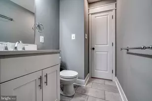 939 S Baylis St, Baltimore, MD 21224 - Photo 38