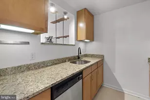 1714 Park Ave, Baltimore, MD 21217 - Photo 26