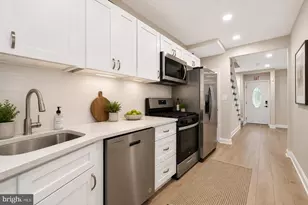4019 Bareva Rd, Baltimore, MD 21215 - Photo 14