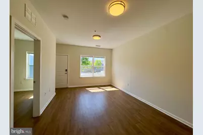 4907 Hamilton Avenue #4907-B, Baltimore, MD 21206 - Photo 8