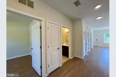 4907 Hamilton Avenue #4907-B, Baltimore, MD 21206 - Photo 2