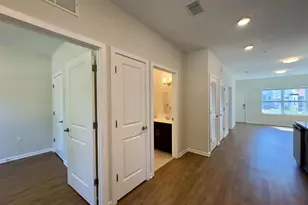 4903 1/2 Hamilton Ave, Baltimore, MD 21206 - Photo 2