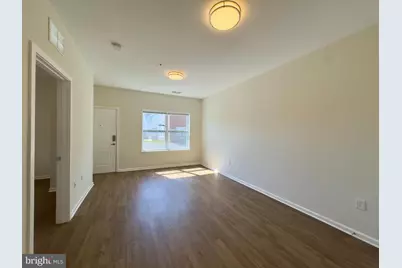 4903 1/2 Hamilton Avenue #APT A, Baltimore, MD 21206 - Photo 8