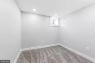 921 Mt Holly St, Baltimore, MD 21229 - Photo 32